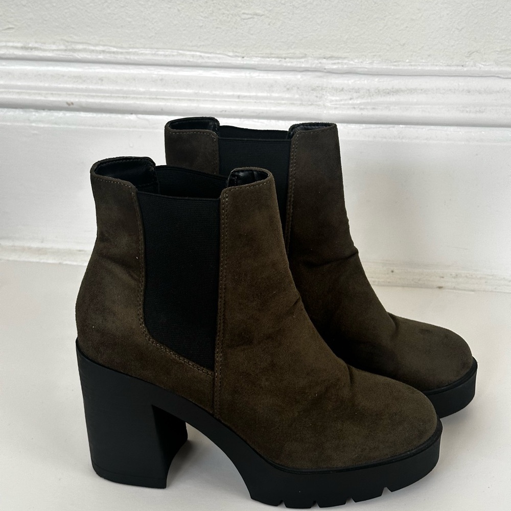 Women's Brown Suede Ankle Boots